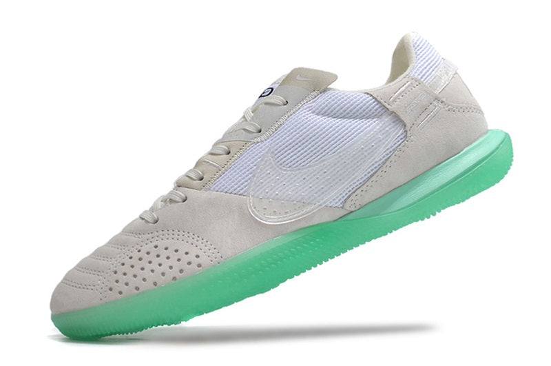 NIKE STREETGATO (IC)