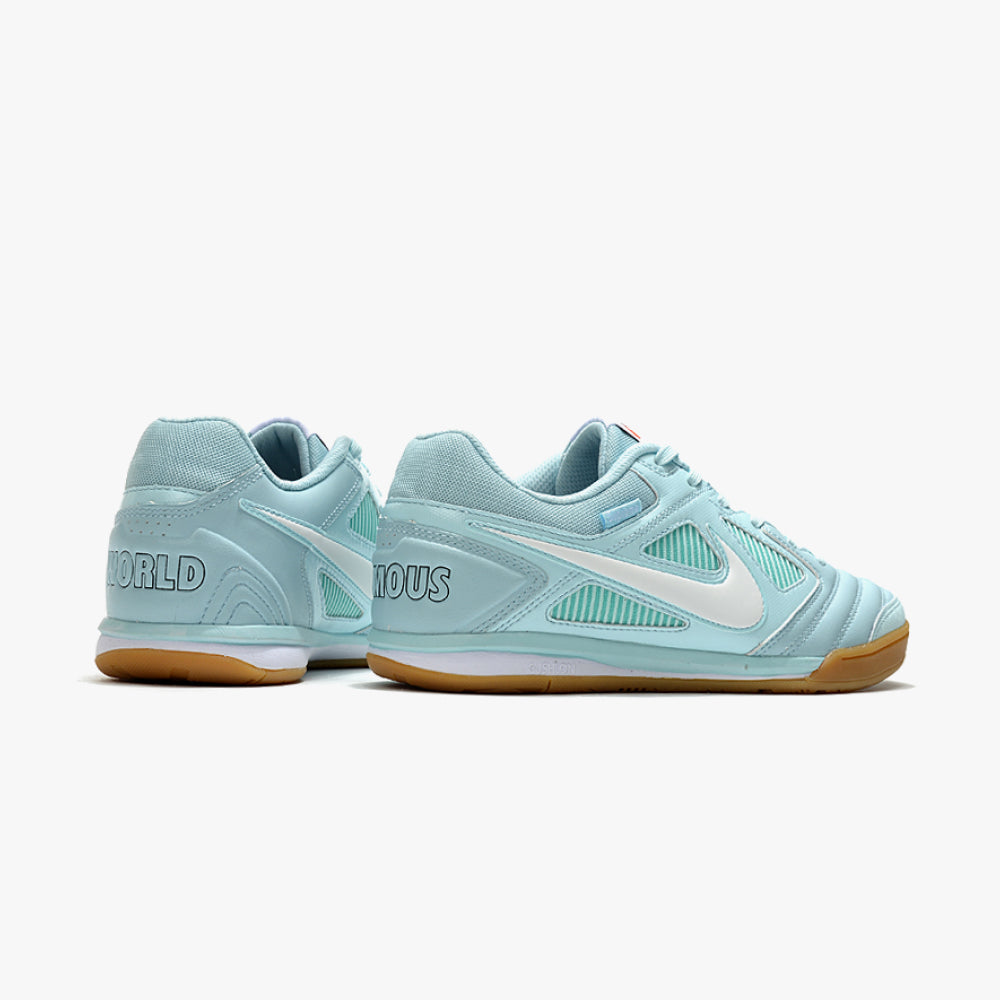 NIKE SB GATO X SUPREME (IC)