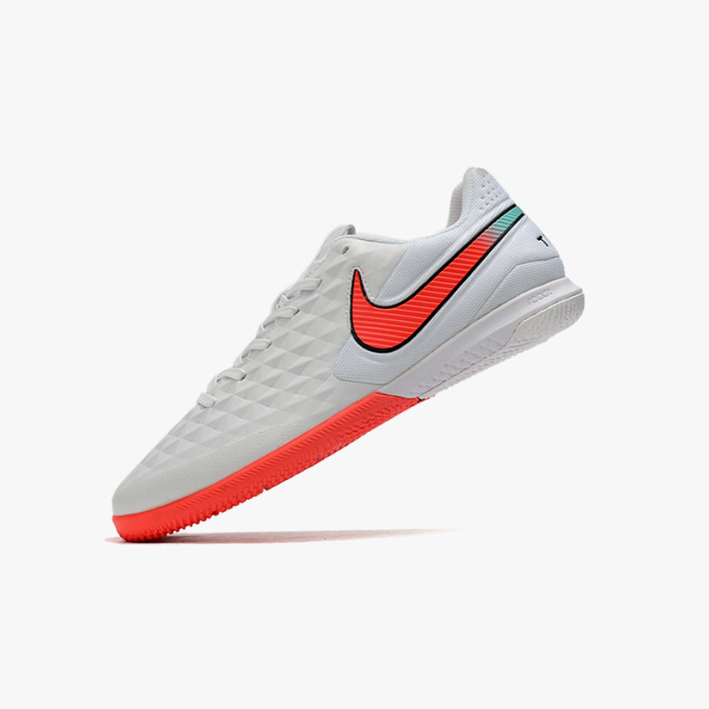 NIKE TIEMPO LEGEND 8 (IC)