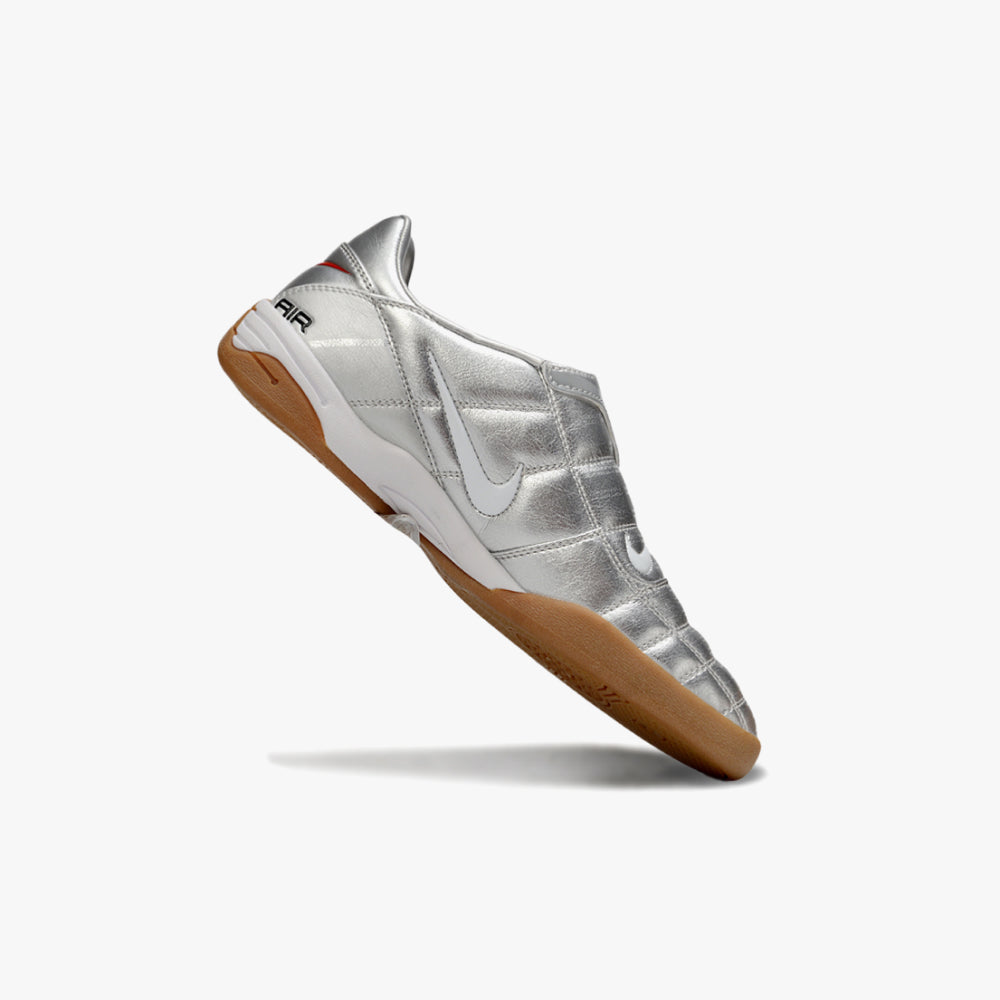 NIKE TOTAL 90 (IC)