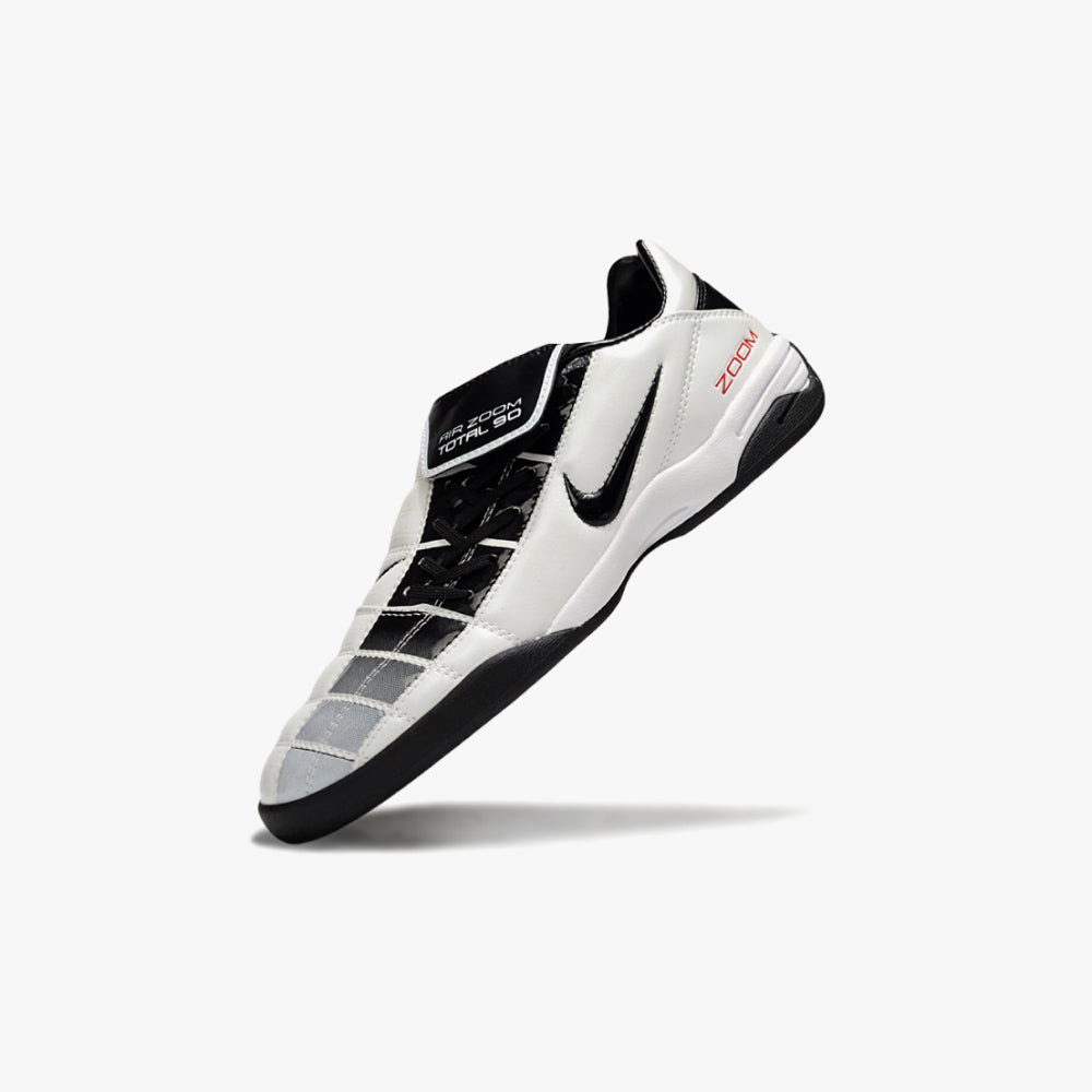 NIKE TOTAL 90 (IC)