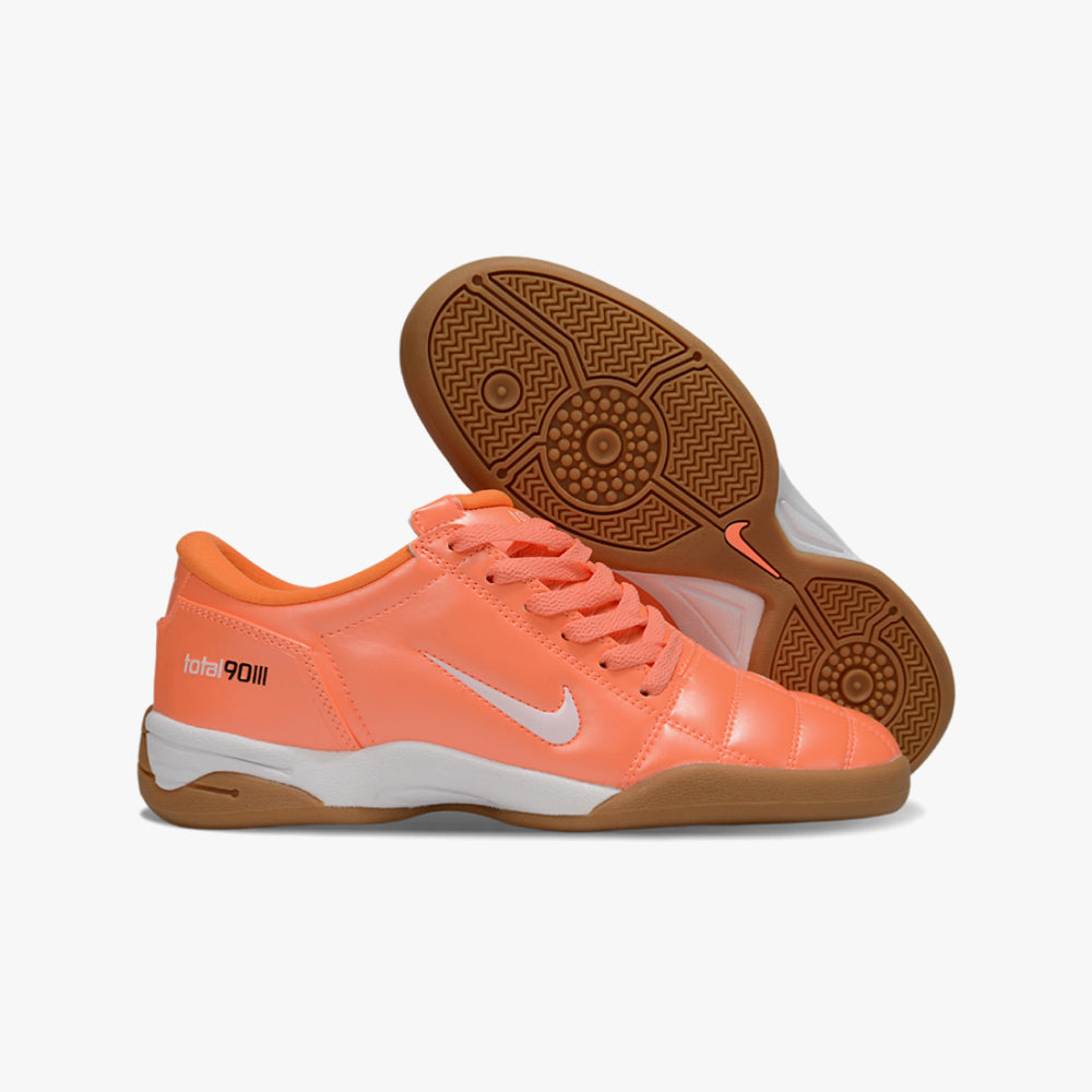 NIKE TOTAL 90 (IC)