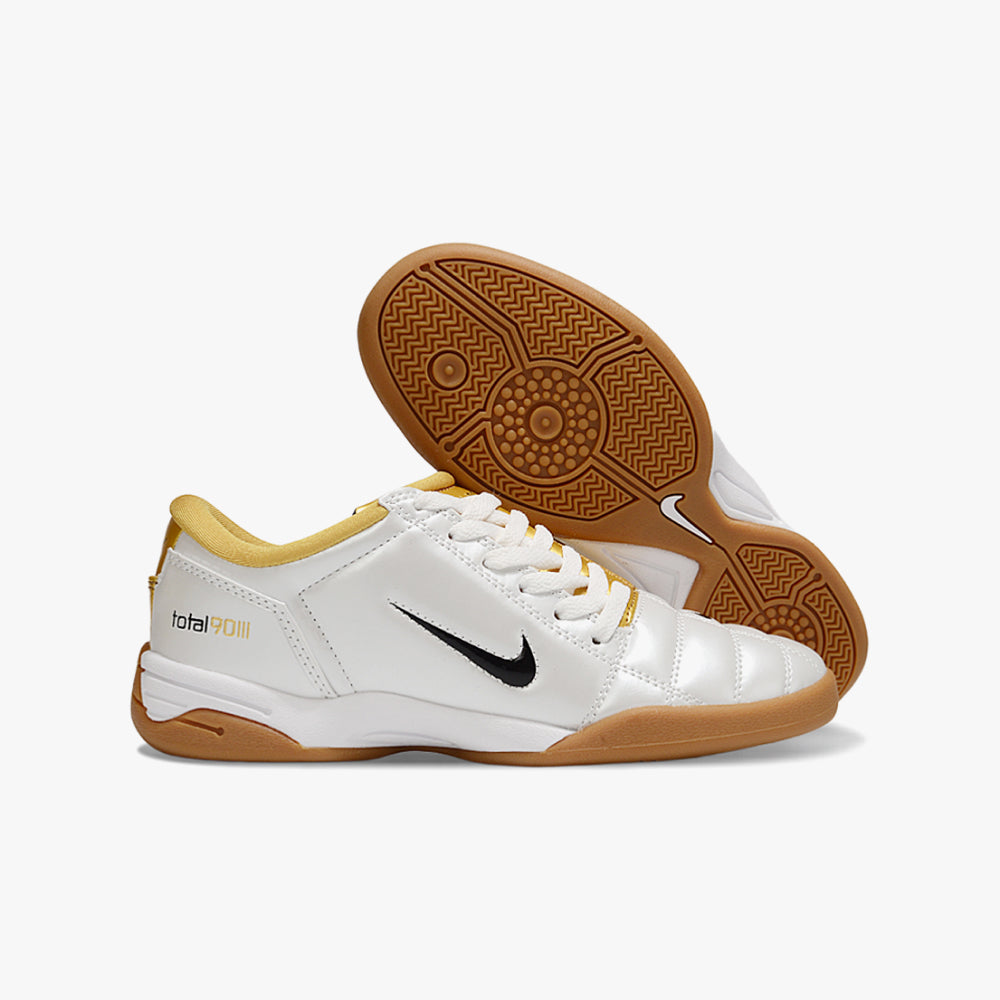 NIKE TOTAL 90 (IC)