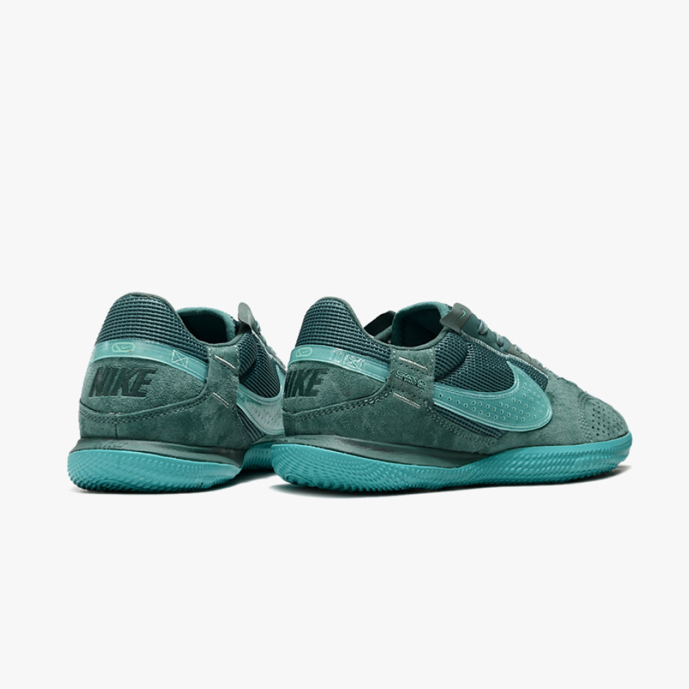 NIKE STREET GATO (IC)