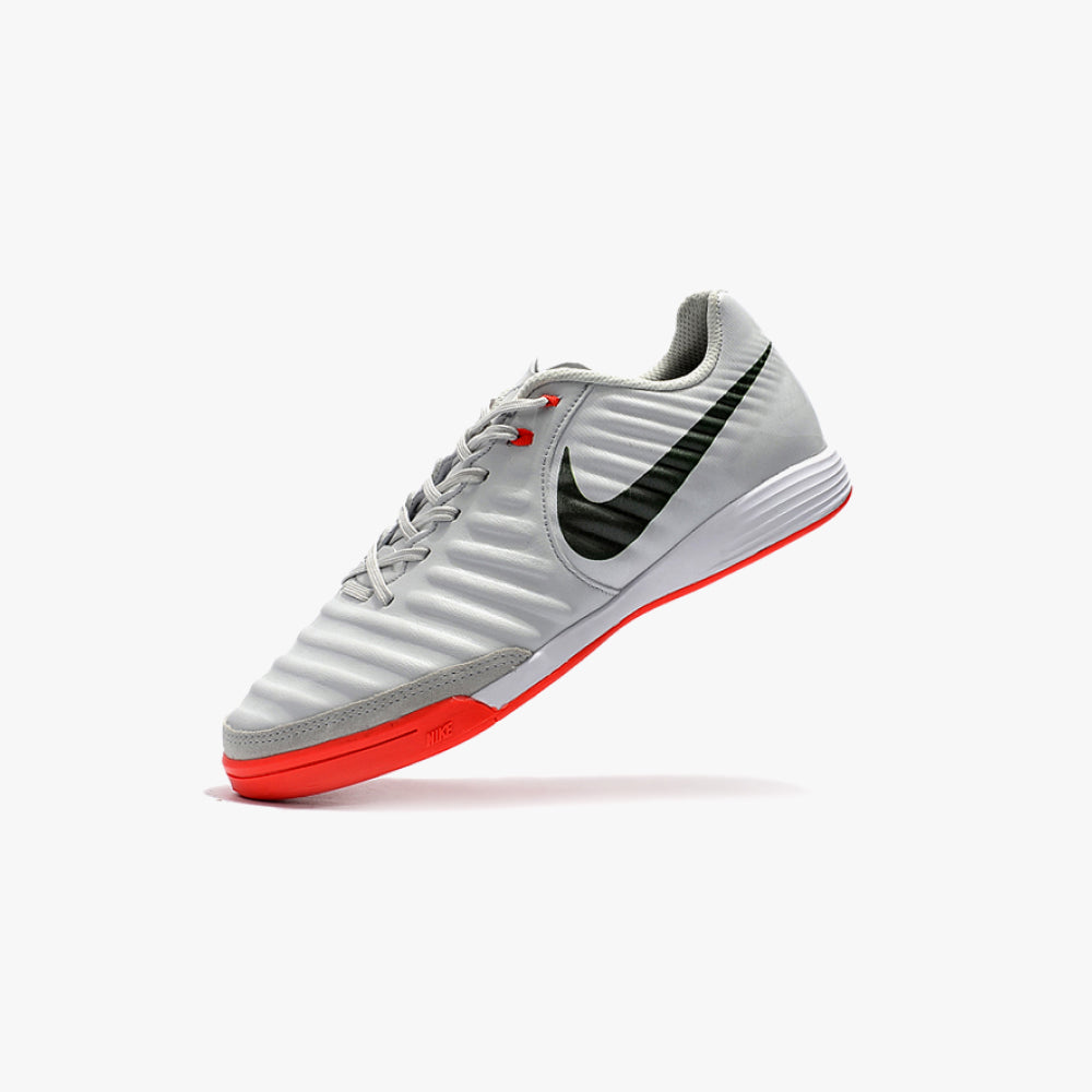 NIKE TIEMPO LIGERA (IC)