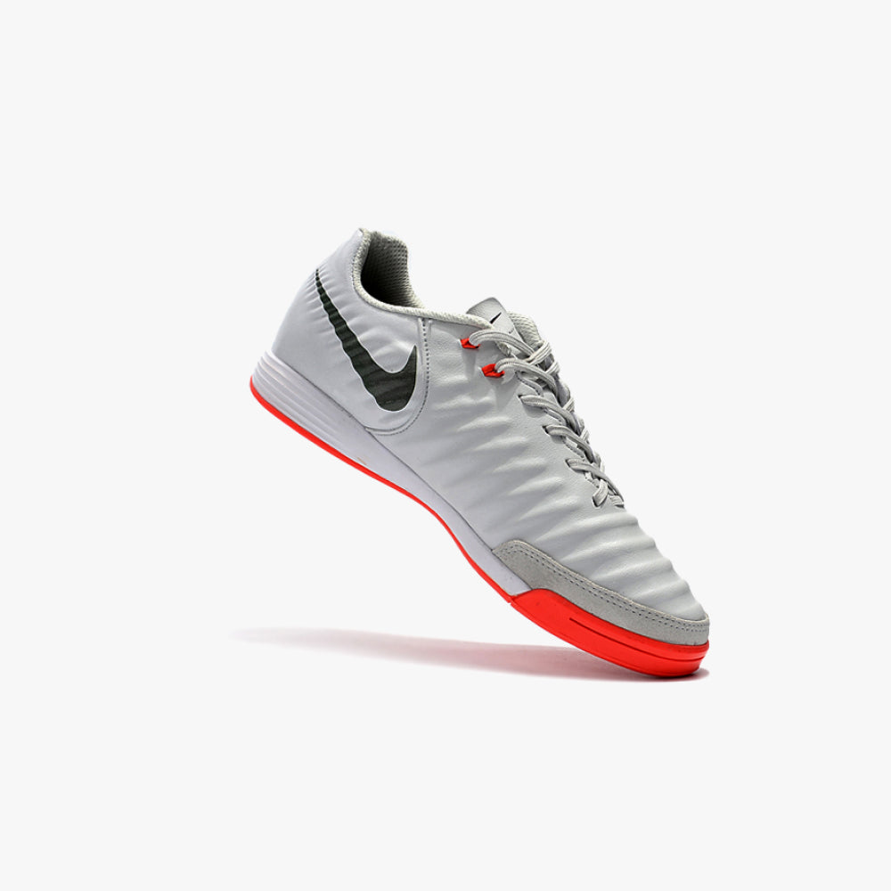 NIKE TIEMPO LIGERA (IC)