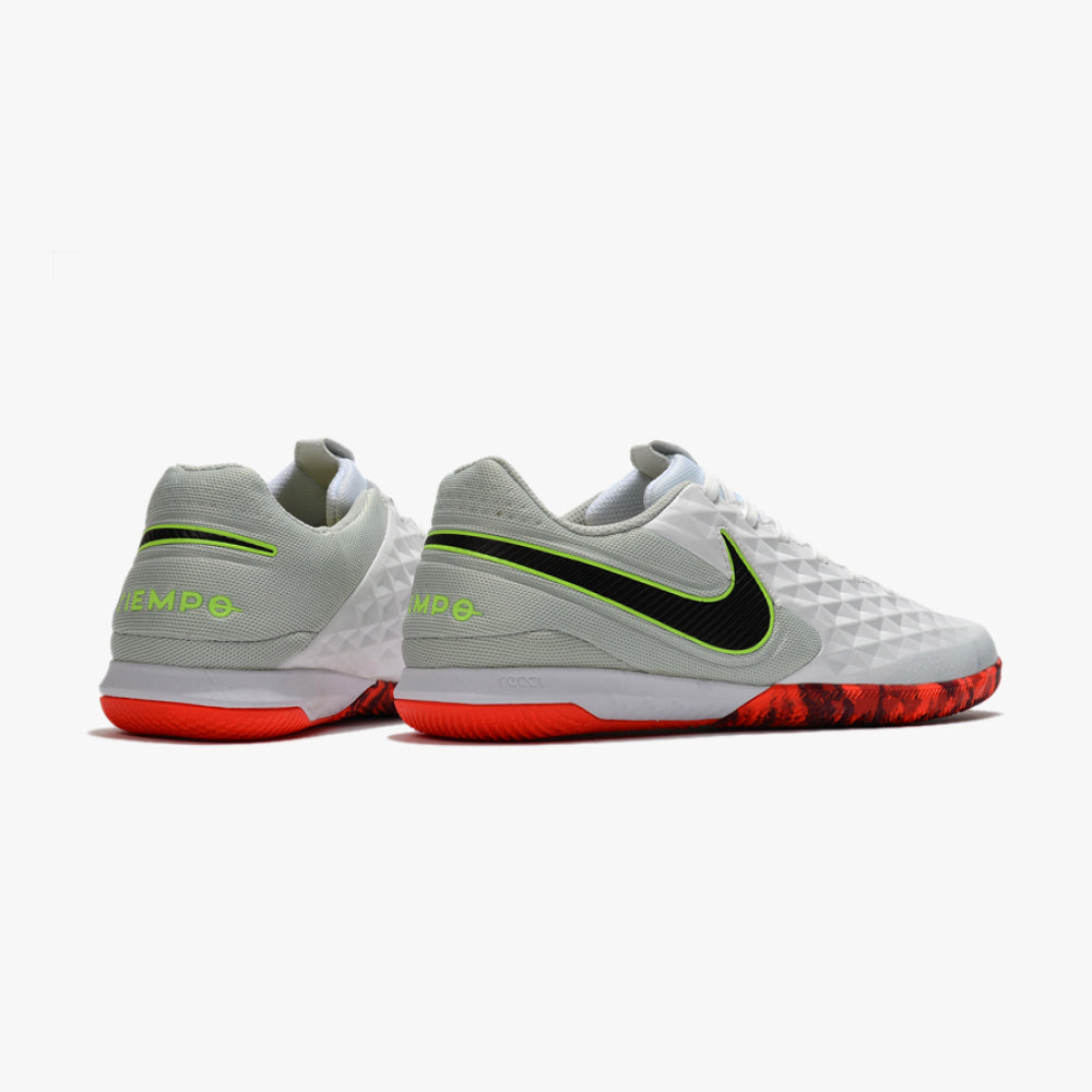 NIKE TIEMPO LEGEND 8 (IC)