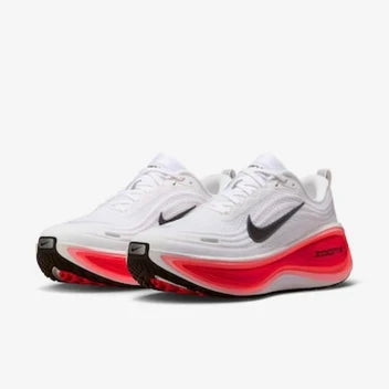 TÊNIS NIKE VOMERO PLUS