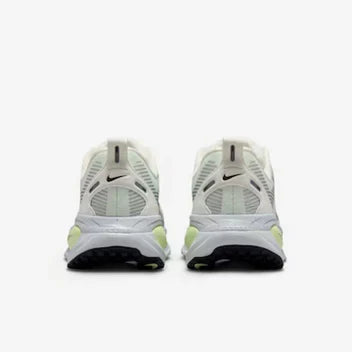 TÊNIS NIKE VOMERO PREMIUM
